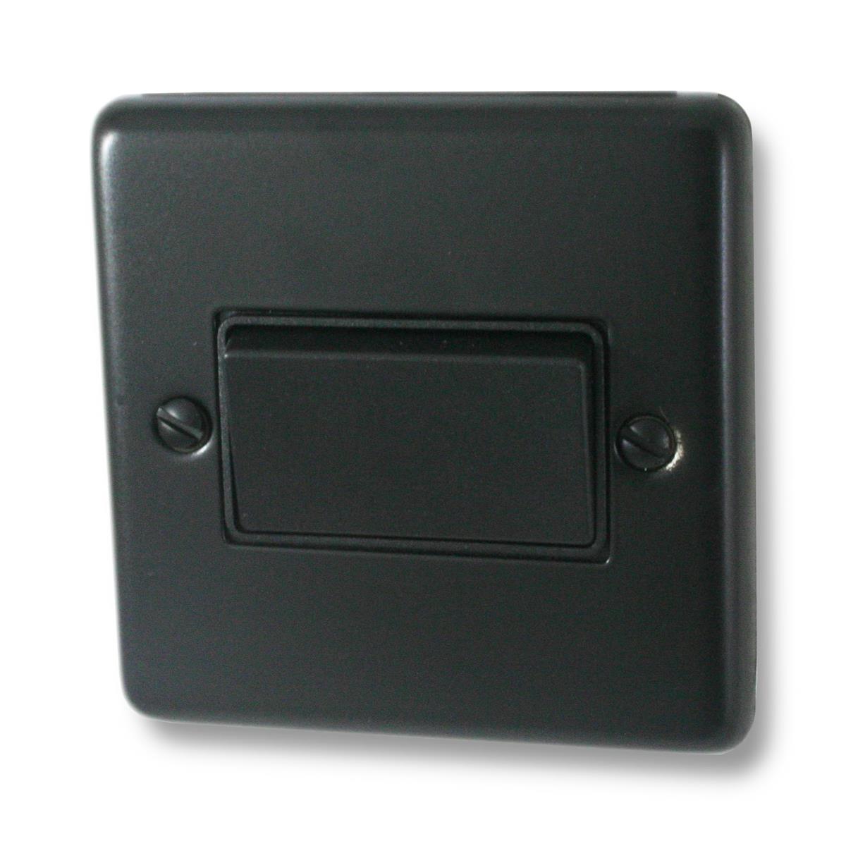 Contour Flat Black Fan Isolator