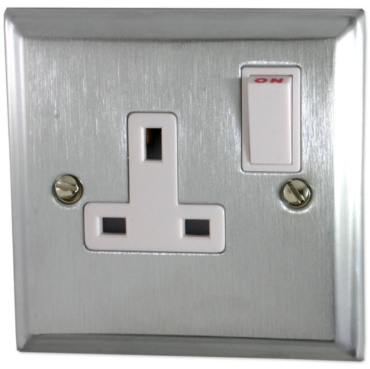 Deco Satin Chrome 1 Gang Switched Socket